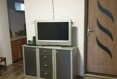 Casă cu 4 camere cu Teren 1200 Mp în Central
