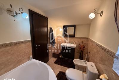 Casă cu 4 camere cu Teren 1700 Mp în Central