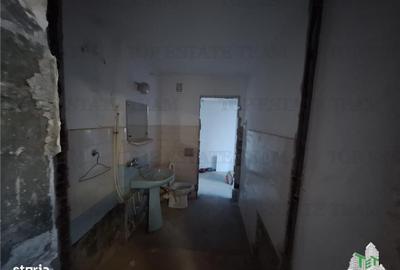 Apartament cu 3 camere semidecomandat în Nicolae Bălcescu - 4