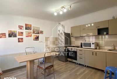 Casă cu 5 camere cu Teren 500 Mp în Ronaț