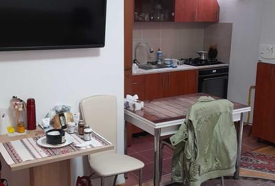 Apartament cu 2 camere decomandat în Central - 3