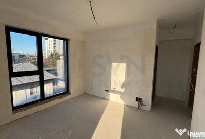 Apartament cu 3 camere decomandat în Aviației
