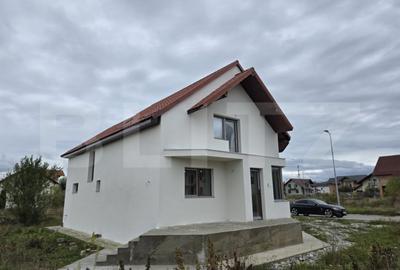 Casă cu 4 camere cu Teren 400 Mp în Central - 12