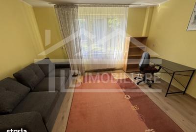 Apartament cu 2 camere semidecomandat în 22 Decembrie 1989