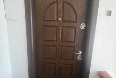 Apartament cu 3 camere decomandat în Ultracentral