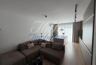 Apartament cu 3 camere semidecomandat, mobilat în Semicentral