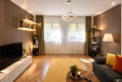 Apartament cu 2 camere decomandat în Centrul Istoric