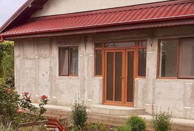 Casă cu 4 camere în Ciorăști - 2