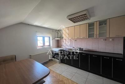Apartament cu 3 camere semidecomandat în Mehala - 4