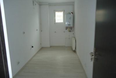 Apartament cu 4 camere în Central - 3