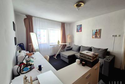 Apartament cu 2 camere semidecomandat, mobilat în Mărăști