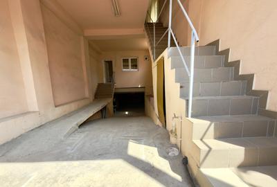 Spațiu comercial, de 200 mp, în Industriilor