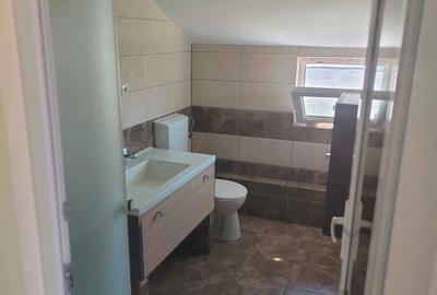 Apartament cu 3 camere decomandat în Central - 2