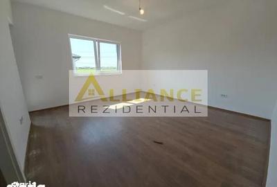 Casă cu 4 camere în Berceni