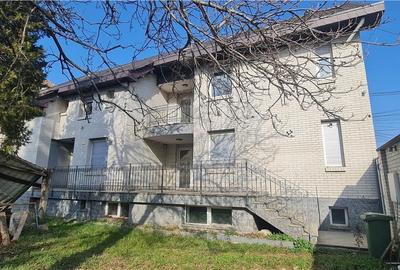 Casă cu 7 camere cu Teren 559 Mp în Elisabetin - 14