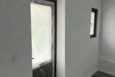 Spațiu comercial, de 20 mp, în Rovine - 5