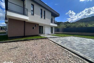 Casă cu 4 camere cu Teren 300 Mp în Florești