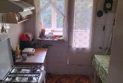 Apartament cu 2 camere semidecomandat în Titan - 4