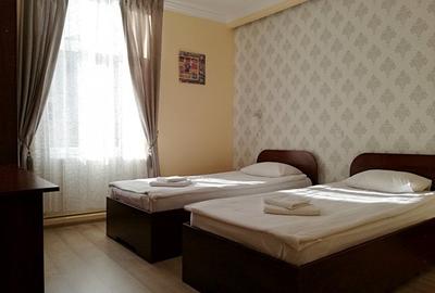 Hotel/Pensiune, de 20 mp, în Schei - 4
