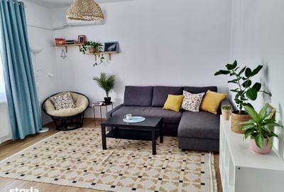 Apartament cu 2 camere decomandat în Central