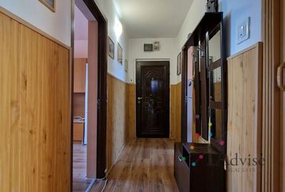 Apartament cu 3 camere decomandat în Noua - 5