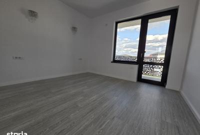 Casă cu 4 camere cu Teren 300 Mp în Cornetu