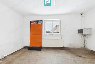 Spațiu comercial, de 110 mp, în Central - 2