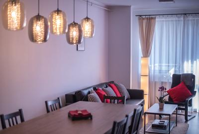 Apartament cu 3 camere decomandat în Platoul Izvor