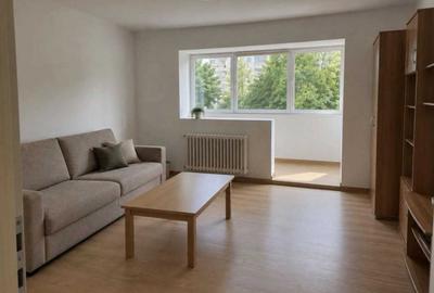 Apartament cu 3 camere decomandat în Dosu Bricii