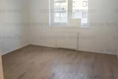 Apartament cu 2 camere decomandat în Tractorul