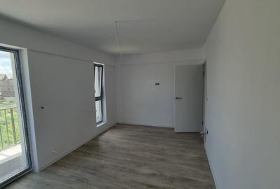 Apartament cu 3 camere semidecomandat în Bucium - 5