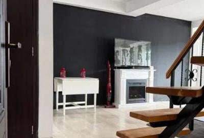 Apartament cu 3 camere semidecomandat, mobilat în Vitan