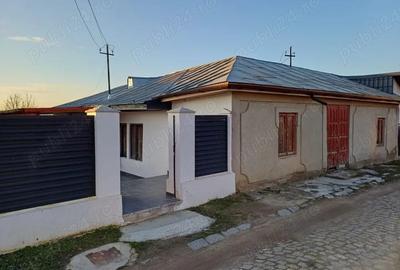Casă cu Teren 250 Mp în Central - 3