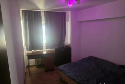 Apartament cu 2 camere decomandat, mobilat în Hala Centrală - 3