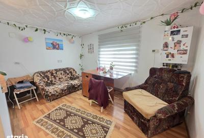 Casă cu 3 camere cu Teren 1700 Mp în Central