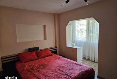 Apartament cu 3 camere decomandat în Micălaca