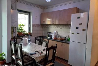 Apartament cu 2 camere decomandat în Dumbrăvița - 2