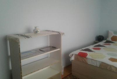 Apartament cu 3 camere decomandat în Bd. Independenței - 5