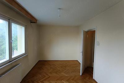 Apartament cu 2 camere semidecomandat în Astra - 2