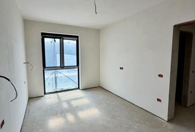 Apartament cu 4 camere decomandat în Plopi - 6