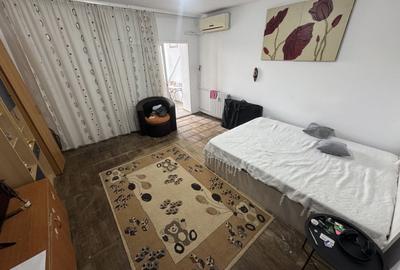 Garsonieră decomandată, mobilată în Far - 2