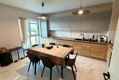 Apartament cu 4 camere decomandat în Ștefan cel Mare - 12