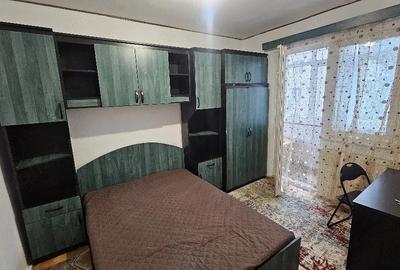 Garsonieră decomandată în George Enescu