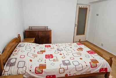 Apartament cu 3 camere decomandat în Răcădău - 3