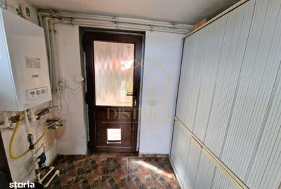 Casă cu 5 camere cu Teren 752 Mp în Remetea Mare - 4