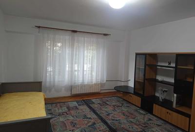 Garsonieră decomandată în Splaiul Unirii - 1