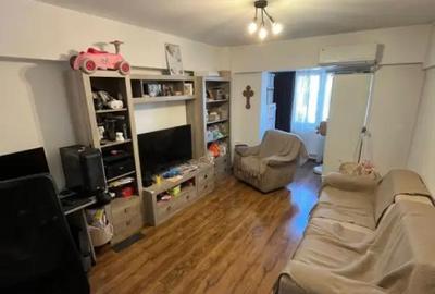 Apartament cu 2 camere decomandat, mobilat în Capitol