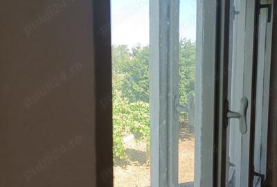 Casă cu 3 camere cu Teren 720 Mp în Central - 1