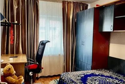 Apartament cu 3 camere decomandat în Central - 2
