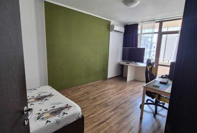 Garsonieră decomandată în Central